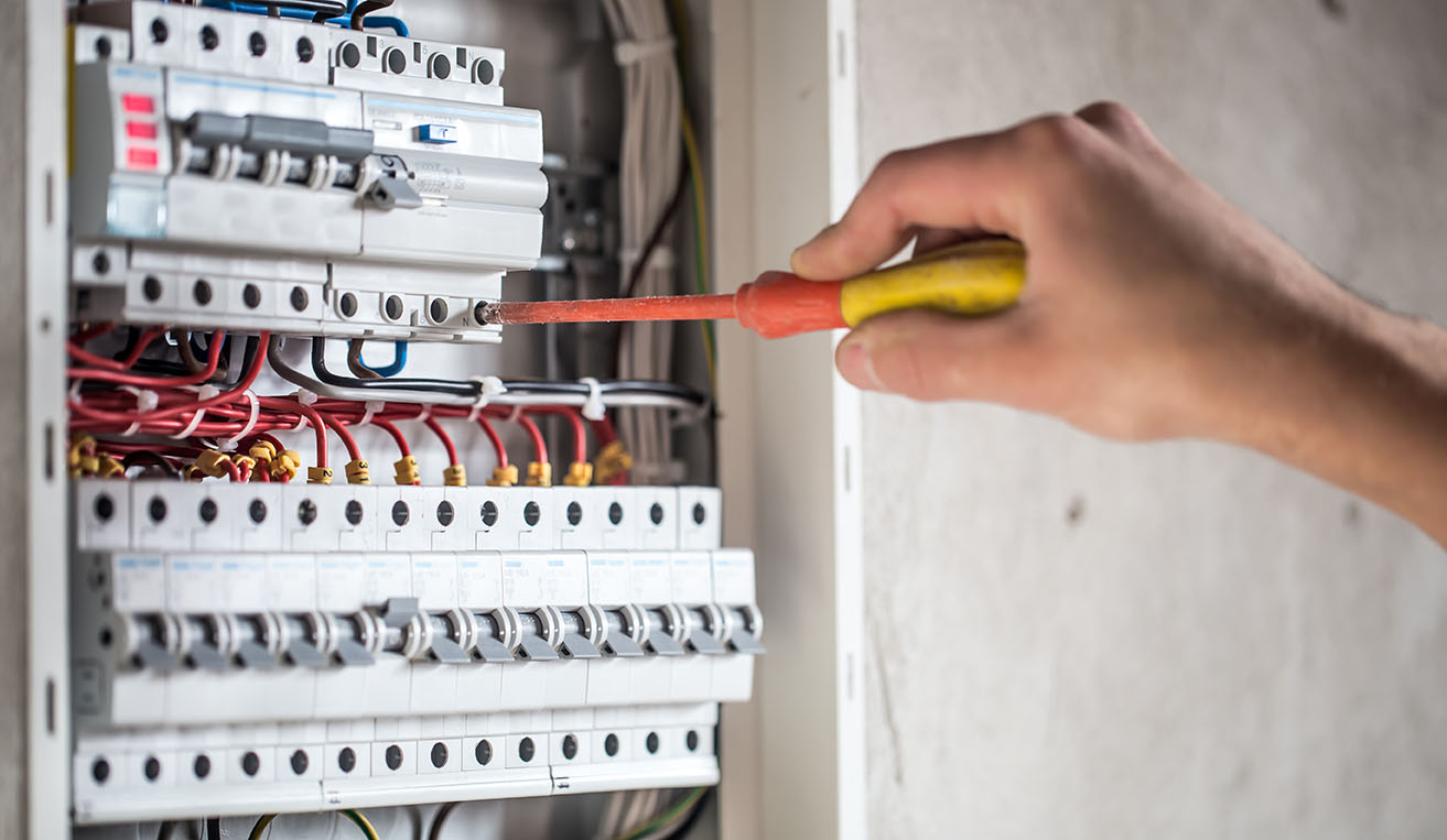 Elektriciteitswerken: gesprek en offerte op maat Elektriciteitswerken: gesprek en offerte op maat